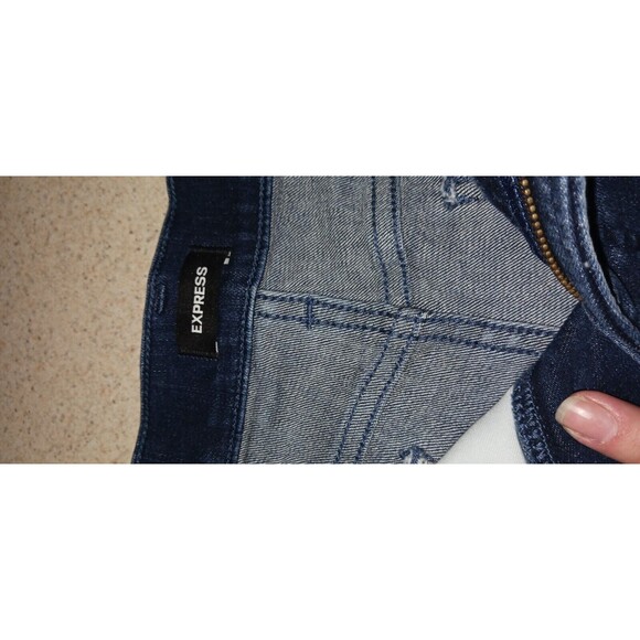 Express Denim Shorts Size 8 Blue Low Rise Shortie Rolled Hem Zip - Picture 2 of 4
